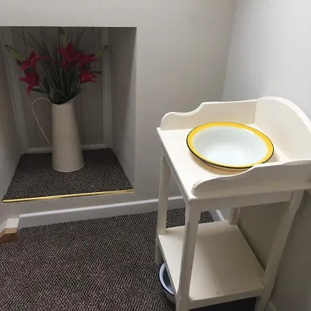 Eileen's House * Cork